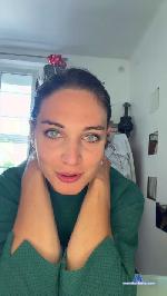 Lola01_ cam4 livecam show performer room profile