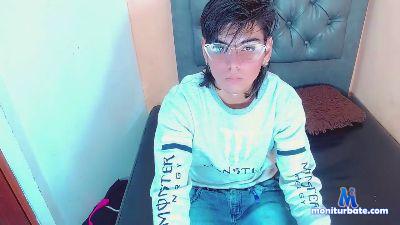 angell_david cam4 bisexual performer from United States of America smoke milk masturbation schoolgirl bdsm feet 