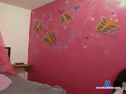 mia_moans cam4 live cam performer profile