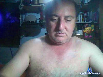 frank2046 cam4 straight performer from Republic of Chile  