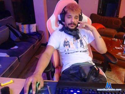 cooltrainereli cam4 bisexual performer from United States of America  
