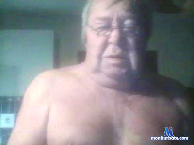 luccio77150 cam4 bicurious performer from French Republic  