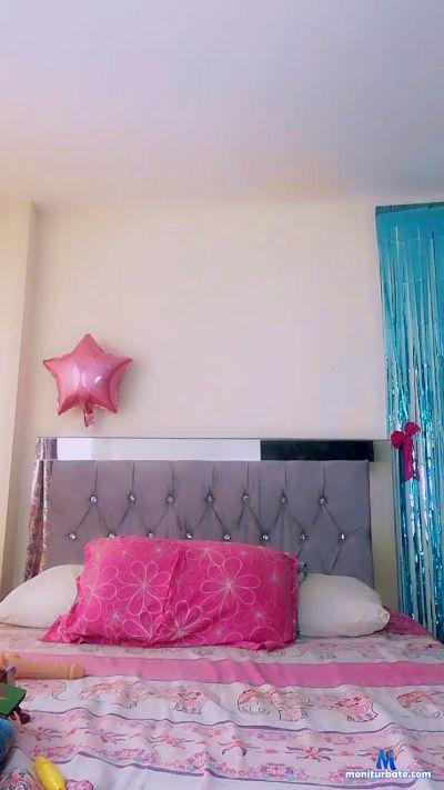 DaniColeman cam4 bisexual performer from Republic of Colombia  