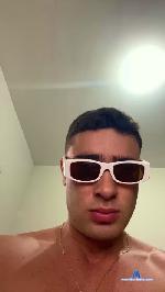Lindinho20cm cam4 livecam show performer room profile
