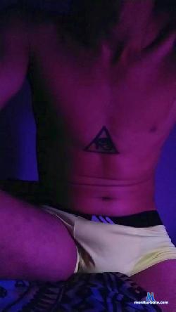 DOTADO_RJ cam4 live cam performer profile
