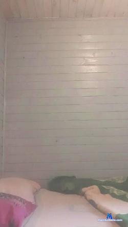 yellow51 cam4 live cam performer profile