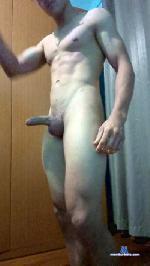 Jonas_Hotguy cam4 livecam show performer room profile