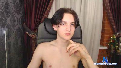 LOUIS_LEE cam4 gay performer from French Republic  