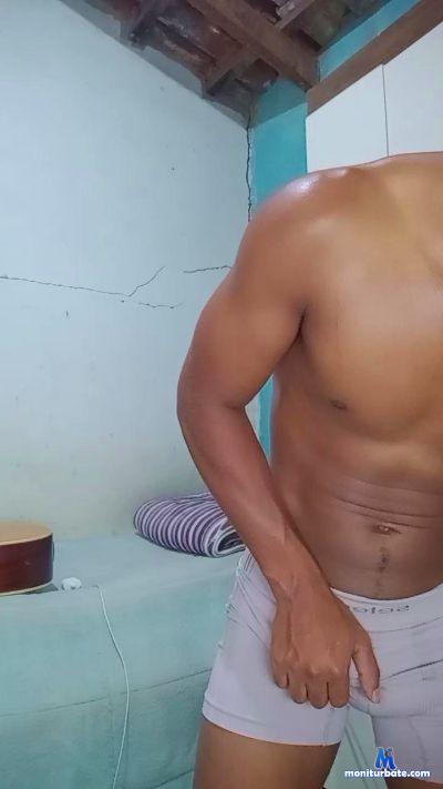 leosilvaj cam4 bicurious performer from Federative Republic of Brazil  