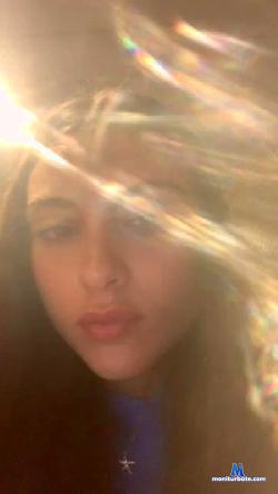 neniita18 cam4 live cam performer profile