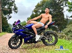 Matty_Adams_ cam4 live cam performer profile
