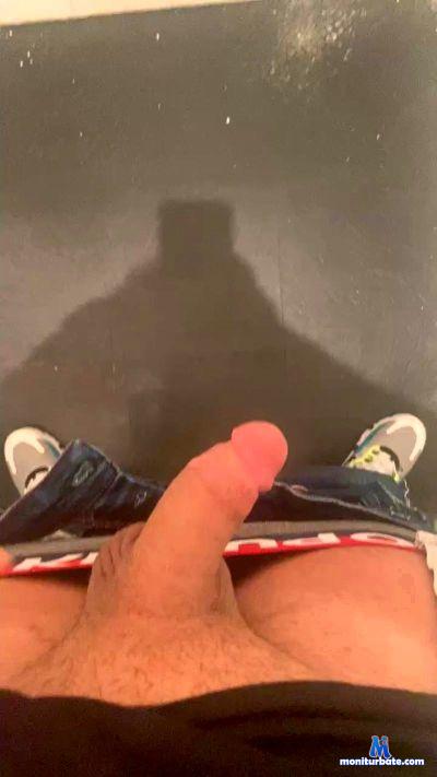 JOJO2693 cam4 bicurious performer from French Republic  