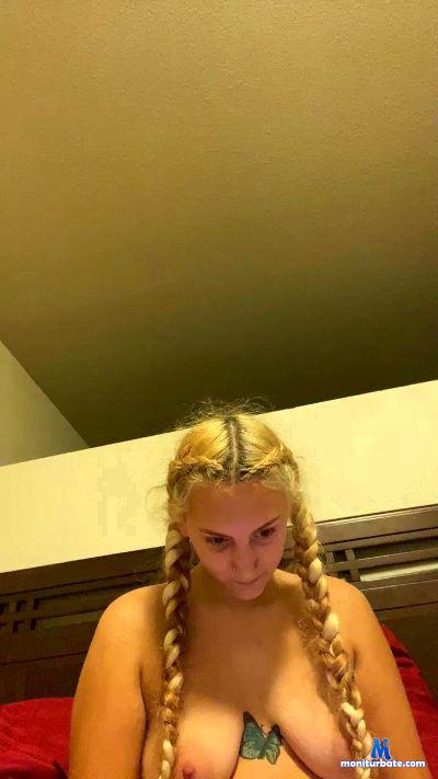 casadie420 cam4 bisexual performer from United States of America pornstar femdom smoke C2C bigass schoolgirl amateur 
