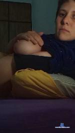 Charota cam4 livecam show performer room profile