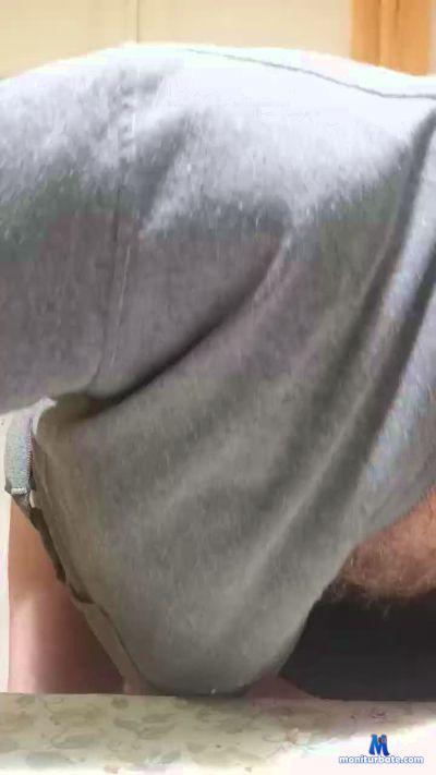 deuebo cam4 straight performer from Republic of Italy  