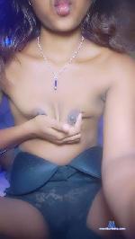 Sabrinah35 cam4 livecam show performer room profile