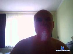 wilHH cam4 live cam performer profile