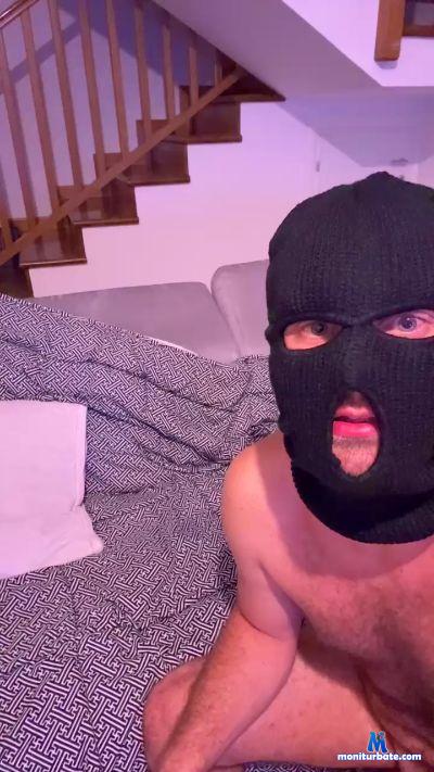 Trily69 cam4 straight performer from Republic of Italy spanking blowjob pussy ass anal feet amateur 