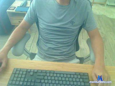 Loverguy123 cam4 gay performer from Republic of Singapore  