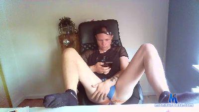 boystud94 cam4 gay performer from Kingdom of the Netherlands gamer spanking cute ass anal feet amateur 