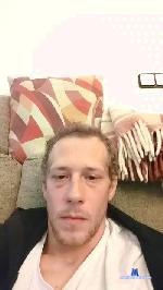 VyeeaahV cam4 livecam show performer room profile
