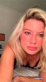 Oliviapayley cam4 livecam show performer room profile