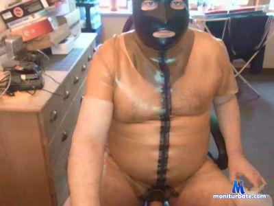 rubberman67 cam4 bicurious performer from Federal Republic of Germany  