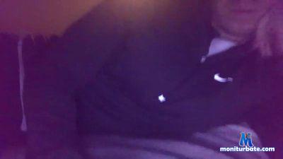 yourboy__fu4 cam4 straight performer from United States of America  