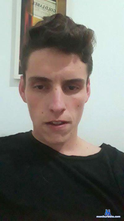 vini5353sex cam4 bisexual performer from Federative Republic of Brazil  