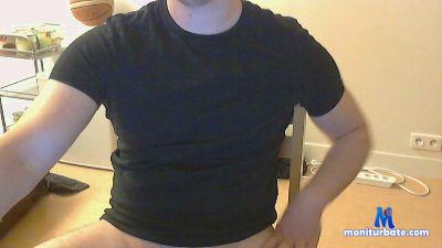 FFrenchLovee cam4 bisexual performer from French Republic cum gamer amateur 