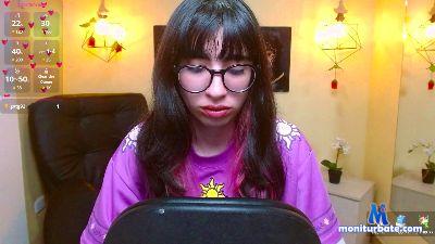 lena_roses cam4 bisexual performer from Republic of Colombia squirt C2C armpits blowjob pussy feet amateur 
