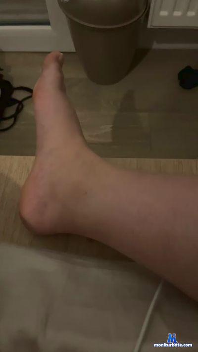 Niinaa_XX cam4 bisexual performer from French Republic  