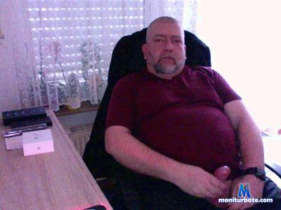 markinio cam4 gay performer from Federal Republic of Germany hairy bear uncut 