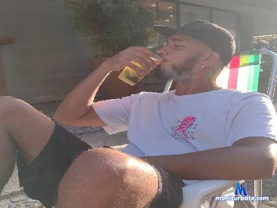Kinkyandtender cam4 bisexual performer from Federative Republic of Brazil  