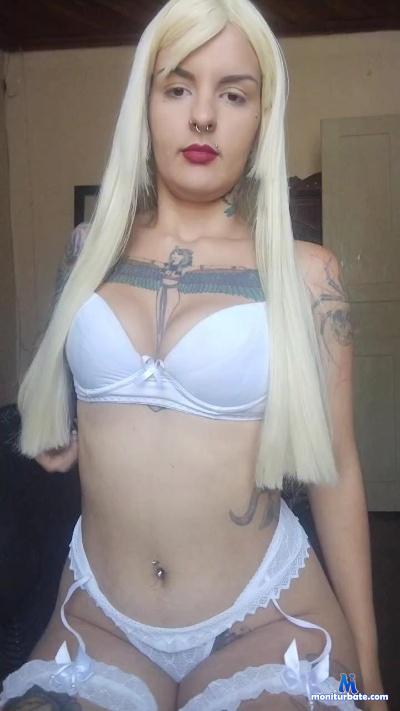 Mirella669 cam4 bisexual performer from Federative Republic of Brazil  