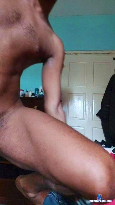 1don cam4 bicurious performer from Jamaica  