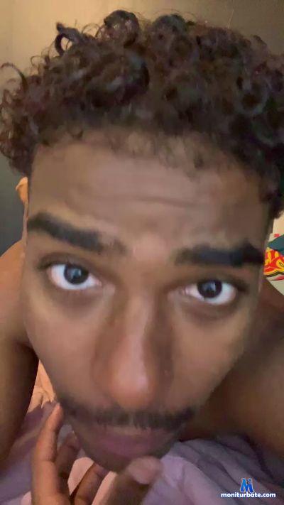 ApoloGG22 cam4 bisexual performer from Federative Republic of Brazil  