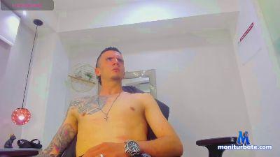 zeta_fox99 cam4 bisexual performer from Republic of Colombia C2C armpits striptease masturbation cum 