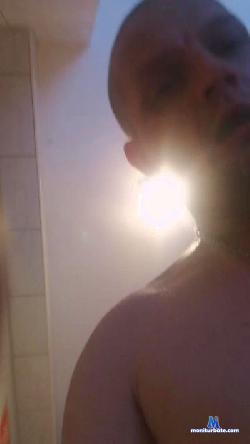 IanGuyLatin cam4 live cam performer profile