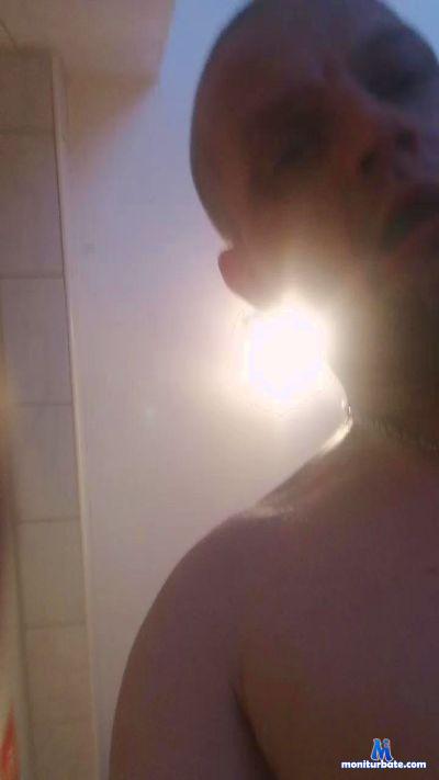 IanGuyLatin cam4 gay performer from Republic of Colombia smoke masturbation analtoys cum IanGuyLatin LiveTouch spinthewheel 