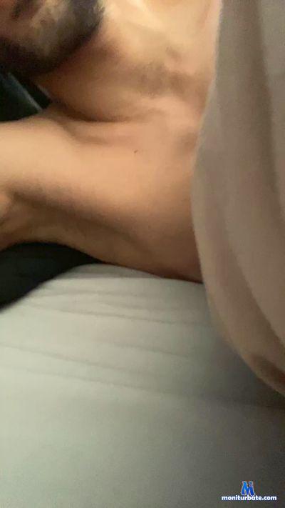 Jax_1998 cam4 straight performer from United Kingdom of Great Britain & Northern Ireland  