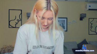 AccaAldridge cam4 straight performer from French Republic squirt C2C cute cosplay bdsm amateur striptease 