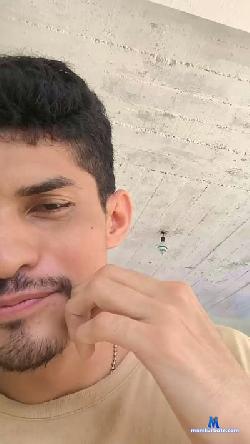 Rashoasesino cam4 live cam performer profile