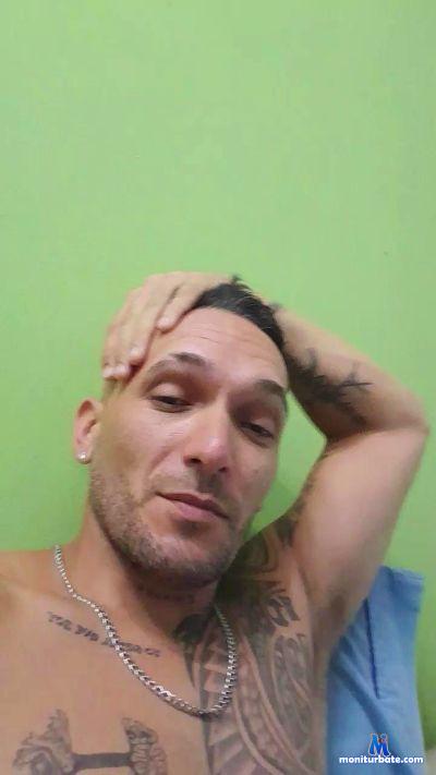 tomi390 cam4 straight performer from Argentine Republic  