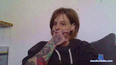 sherrylive01 cam4 bicurious performer from Federal Republic of Germany  