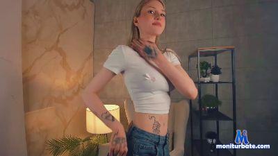 ZeldaAytes cam4 straight performer from French Republic bigass squirt lesbian C2C schoolgirl masturbation spanking 