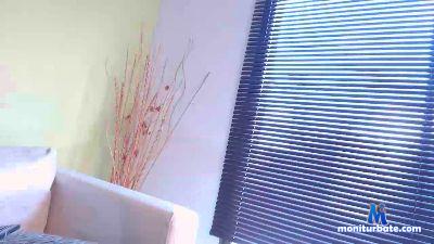 petite_honney cam4 bicurious performer from Republic of Colombia deepthroat anal latina petite 
