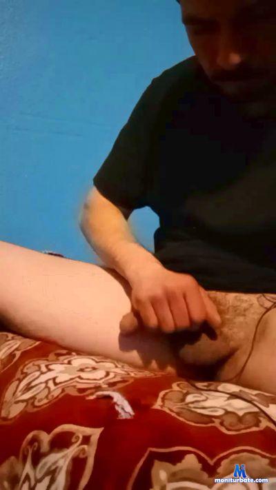 Guero0420 cam4 bicurious performer from United States of America  