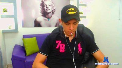 Littlekay2 cam4 gay performer from Republic of Colombia rollthedice 