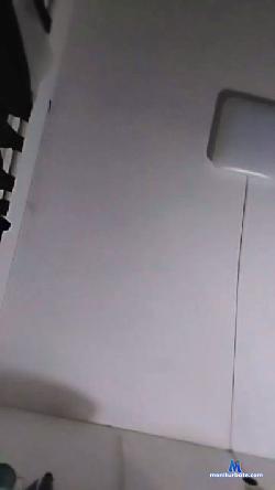 Laumartinz1 cam4 live cam performer profile